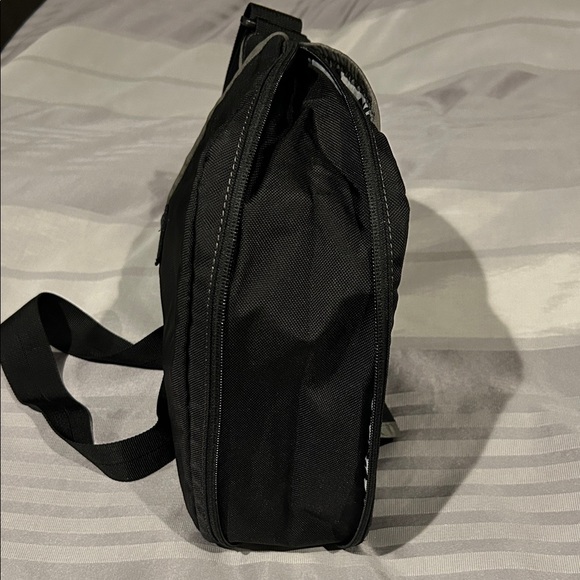 Timbuk2 Black and Gray Messenger Bag - Picture 3 of 6